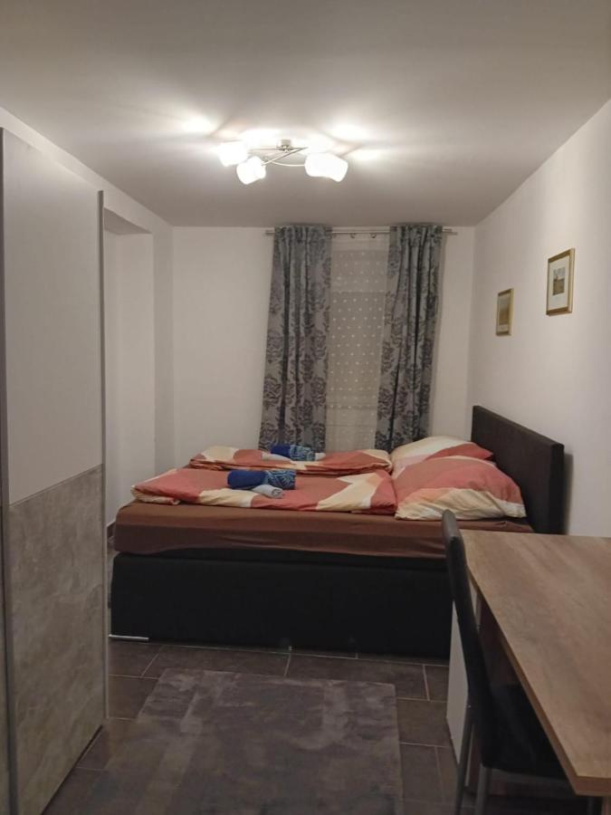 Klosterappartment Modling Exteriör bild